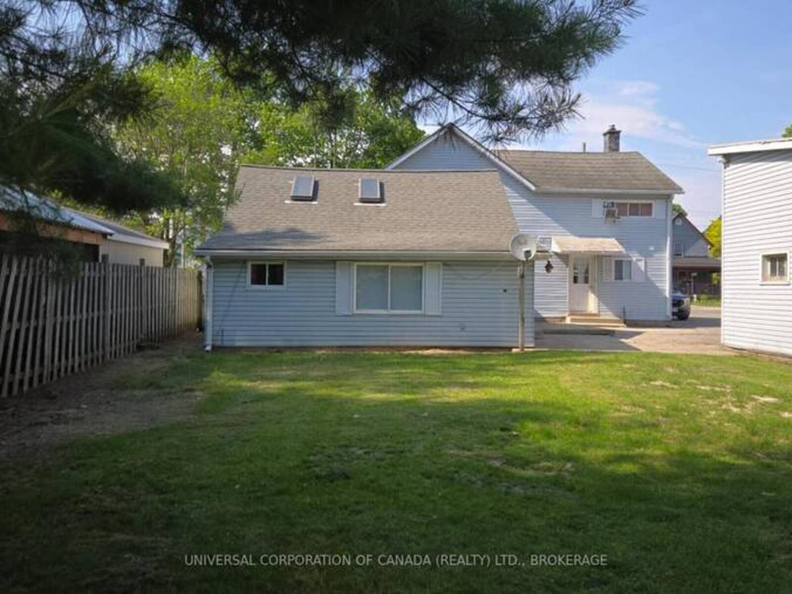54 SOUTH STREET W, Aylmer, Ontario N5H 1R1