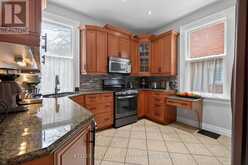169 RIDOUT STREET S | London Ontario | Slide Image Sixteen