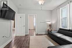 832 QUEENS AVENUE | London Ontario | Slide Image Eleven