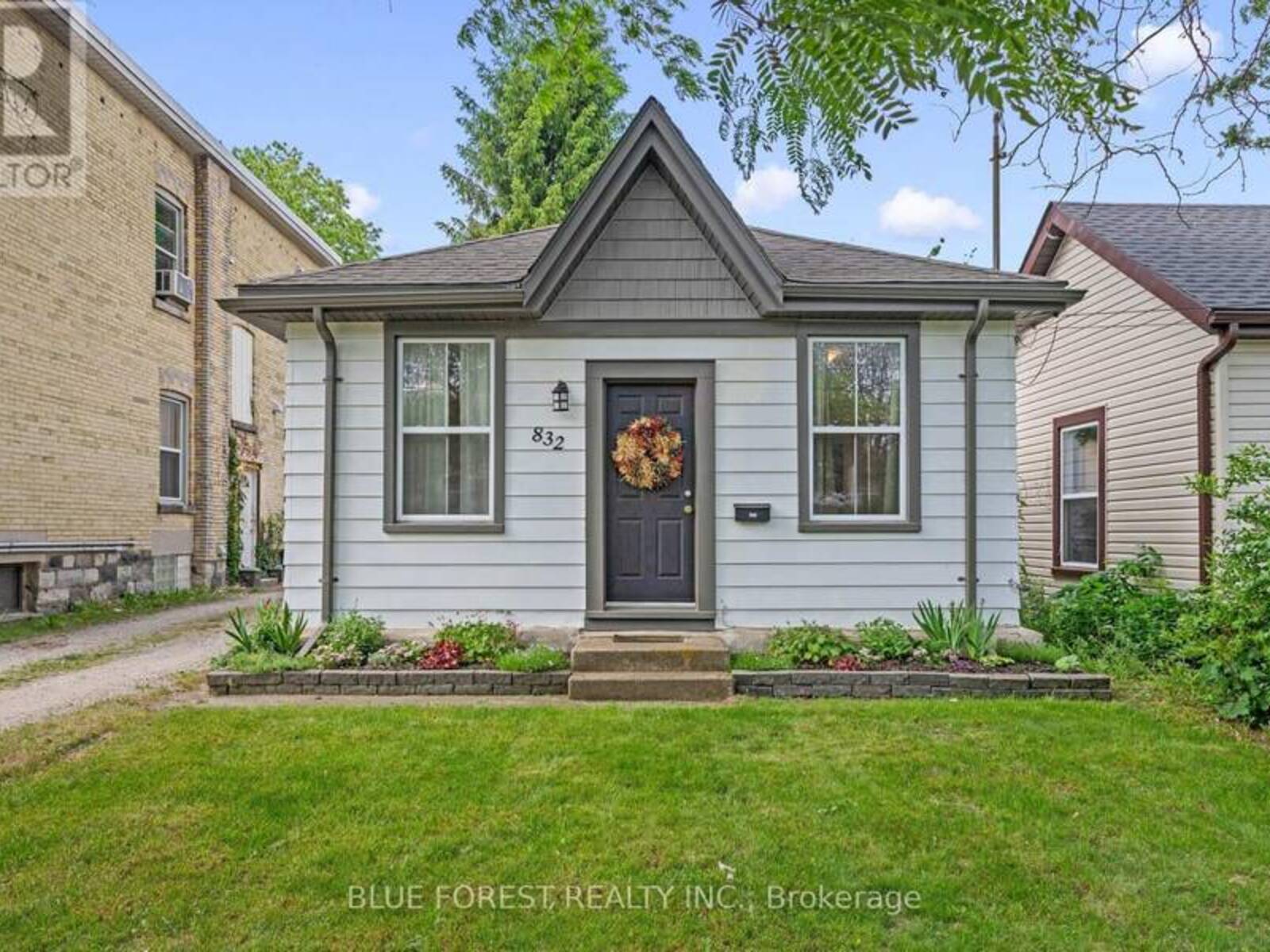 832 QUEENS AVENUE, London, Ontario N5W 3H6