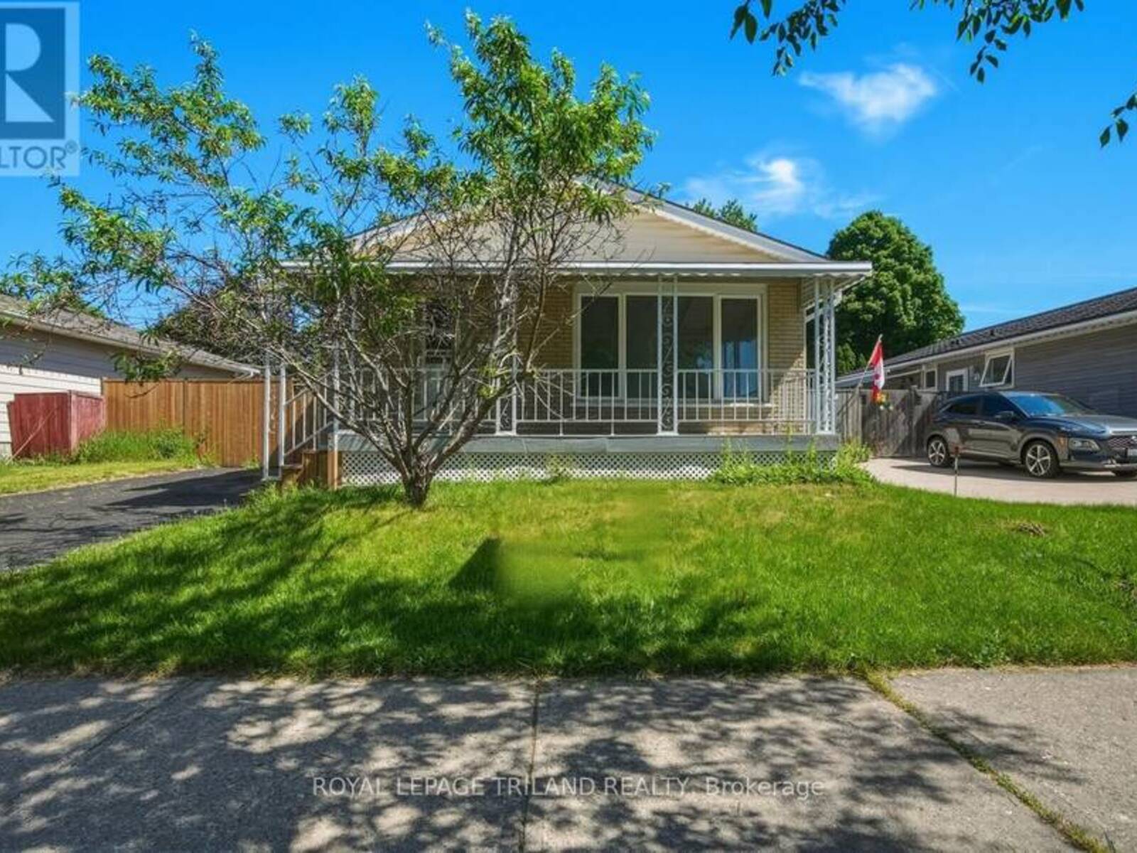77 RENNY CRESCENT, London, Ontario N6E 2C4
