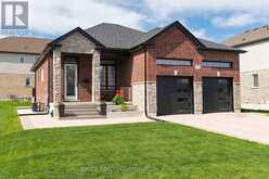 2980 DOYLE DRIVE | London Ontario | Slide Image Five