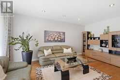 1 SCOTTSDALE STREET | London Ontario | Slide Image Eight