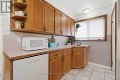1505 MCLARENWOOD TERRACE | London Ontario | Slide Image Sixteen