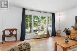 1505 MCLARENWOOD TERRACE | London Ontario | Slide Image Nine