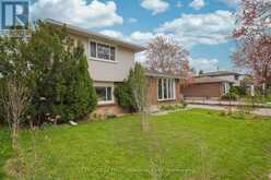 808 DULANEY DRIVE | London Ontario | Slide Image Three