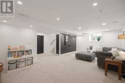 8 OSCAR DAVIS COURT | Strathroy-Caradoc Ontario | Slide Image Twenty-eight
