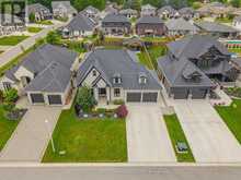 8 OSCAR DAVIS COURT | Strathroy-Caradoc Ontario | Slide Image Three