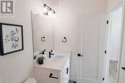 11 - 32 POSTMA CRESCENT | North Middlesex Ontario | Slide Image Nine