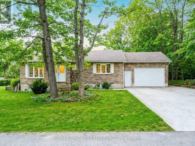 10234 JULIE AVENUE Grand Bend Ontario, N0M 1T0 - 4 Bedrooms Home For Sale
