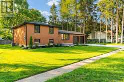 572 CHURCHILL CRESCENT | Mount Brydges Ontario | Slide Image Four