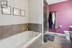 2545 ASIMA DRIVE | London Ontario | Slide Image Twenty-two