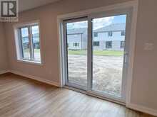 116 STYLES DRIVE | St. Thomas Ontario | Slide Image Thirteen