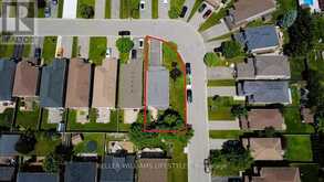 1127 FOXHUNT ROAD | London Ontario | Slide Image Forty