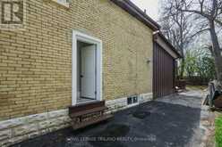 549 QUEBEC STREET | London Ontario | Slide Image Thirty-two