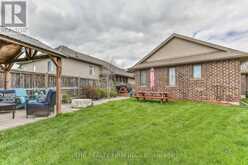 2 AMBLESIDE DRIVE | St. Thomas Ontario | Slide Image Forty-seven