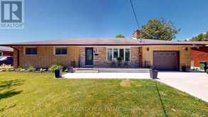 166 FAIRVIEW AVENUE W | St. Thomas Ontario | Slide Image One