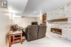 20 HINES CRESCENT | London Ontario | Slide Image Seventeen