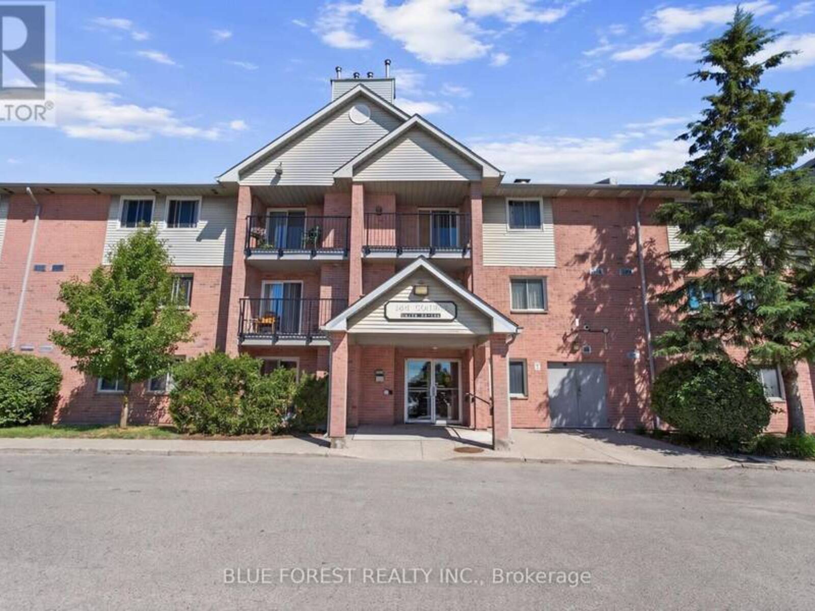 55 - 144 CONWAY DRIVE, London, Ontario N6E 3N3