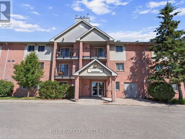 55 - 144 CONWAY DRIVE London Ontario, N6E 3N3 - 2 Bedrooms Condo For Sale