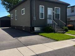21 MARIAM STREET St. Thomas Ontario, N5P 1W9