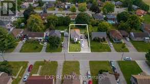1519 HOWLAND AVENUE | London Ontario | Slide Image Forty