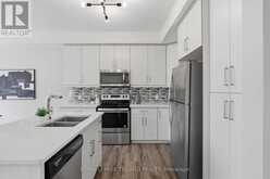 954 WEST VILLAGE SQUARE | London Ontario | Slide Image Twenty-one