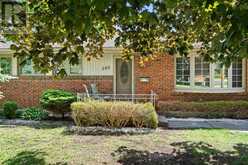 255 RIDGEWOOD CRESCENT | London Ontario | Slide Image Five