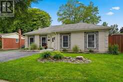 1400 STONEYBROOK CRESCENT | London Ontario | Slide Image Three
