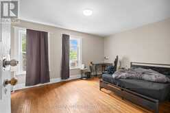 202 SYDENHAM STREET | London Ontario | Slide Image Thirteen