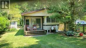 425 - 76735 WILDWOOD LINE | Bayfield Ontario | Slide Image Three