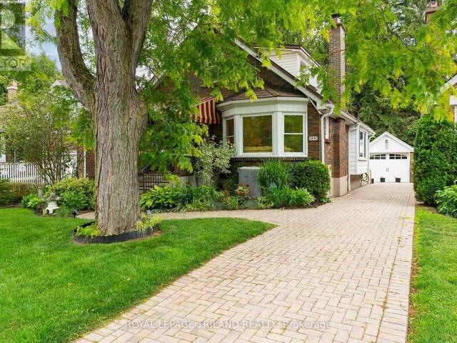 31 CHALMERS STREET London Ontario, N5Y 4E8 - 3 Bedrooms Home For Sale