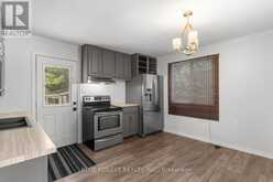 1877 ROYAL CRESCENT | London Ontario | Slide Image Eight