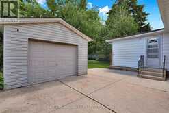 564 CHIDDINGTON AVENUE | London Ontario | Slide Image Three