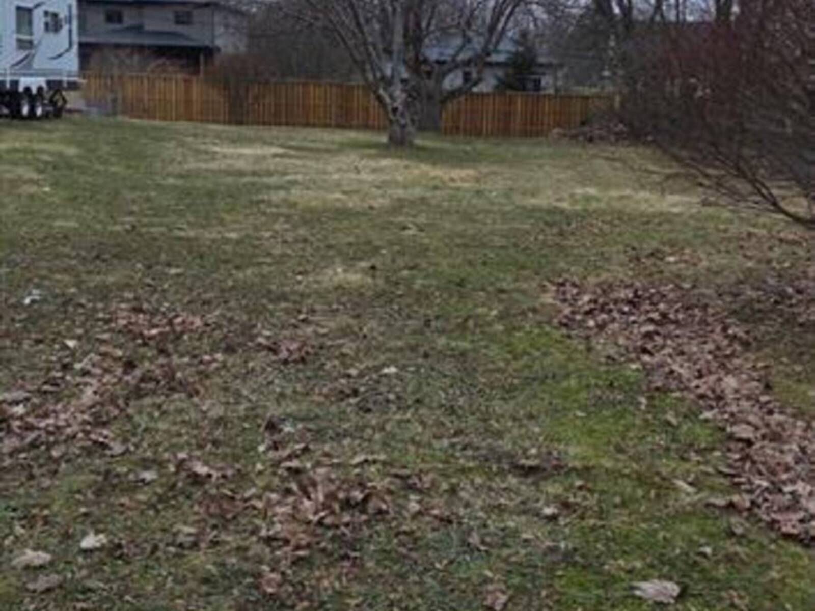 1042 DEARNESS DRIVE, London, Ontario N6E 1N7