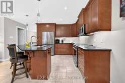 6 CAVERHILL CRESCENT | Komoka Ontario | Slide Image Eight