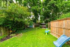 946 DUFFERIN AVENUE | London Ontario | Slide Image Thirty-one