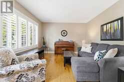 639 DUNBOYNE CRESCENT | London Ontario | Slide Image Six