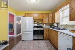 204 BURNSIDE DRIVE | London Ontario | Slide Image Twelve