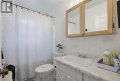 204 BURNSIDE DRIVE | London Ontario | Slide Image Sixteen