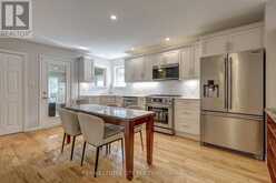 24 SCHREYER DRIVE | St. Thomas Ontario | Slide Image Thirteen