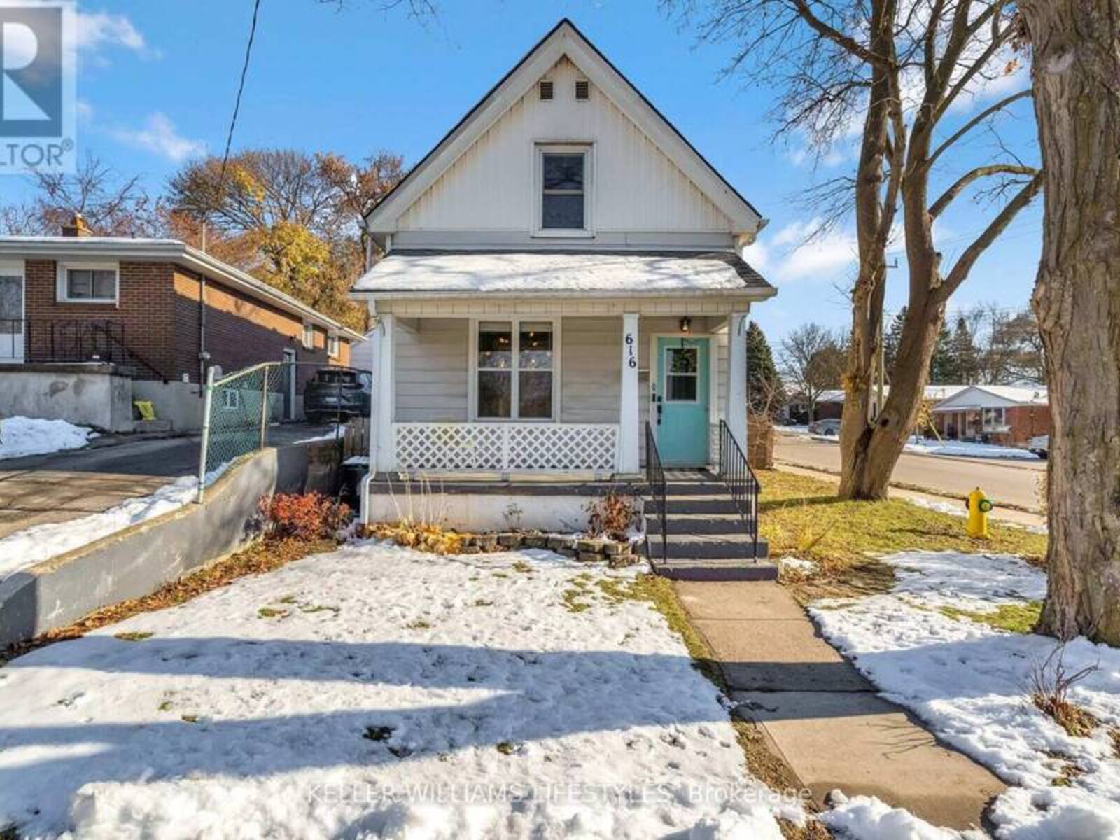 616 GLASGOW STREET, London, Ontario N5Y 1V5