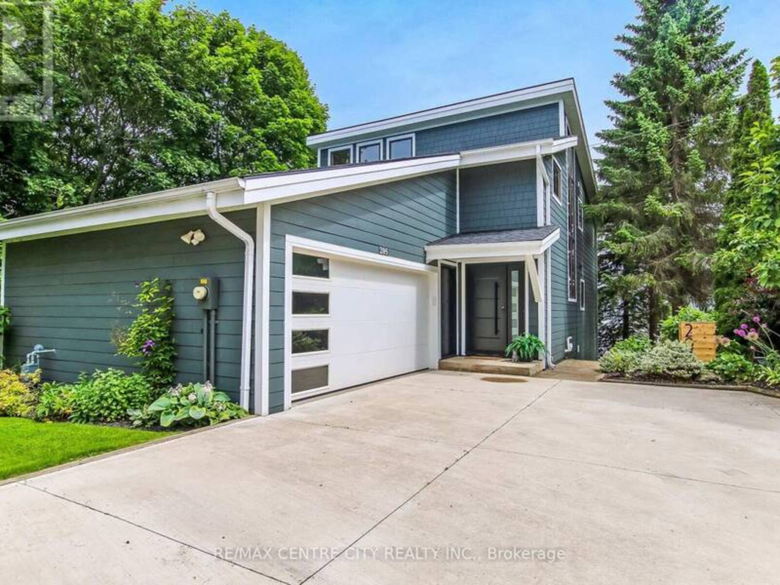 205 CORNELL DRIVE, Port Stanley, Ontario N5L 1A5