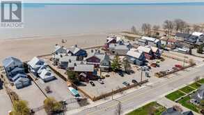 3 - 374 EDITH CAVELL BOULEVARD | Port Stanley Ontario | Slide Image Four