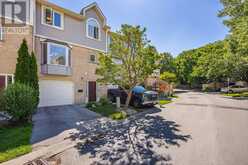 25 - 9 AILSA PLACE | London Ontario | Slide Image Two