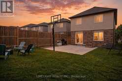 676 GUINESS WAY | London Ontario | Slide Image Thirty-eight