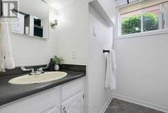 16 SHARPE DRIVE | Strathroy-Caradoc Ontario | Slide Image Twenty-nine