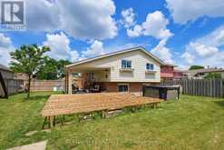16 SHARPE DRIVE | Strathroy-Caradoc Ontario | Slide Image Thirty-five