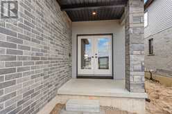 4375 SAGEBRUSH CRESCENT | London Ontario | Slide Image Two