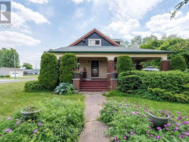 93 SARAH STREET Lambton Shores Ontario, N0M 2N0 - 4 Bedrooms Home For Sale
